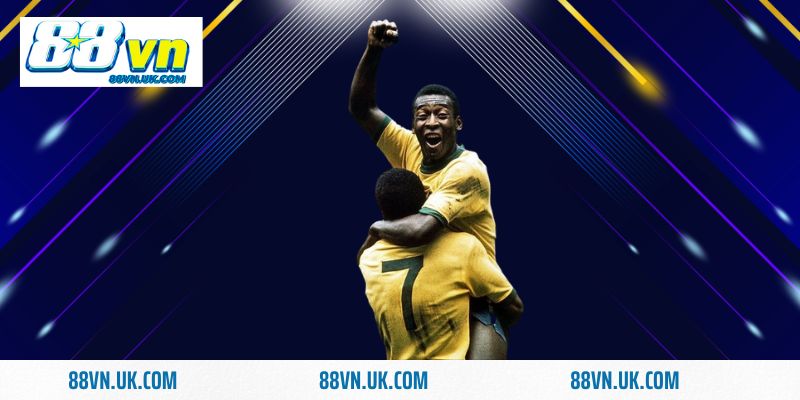 Tiểu sử Pele kể lại rằng vào kỳ world Cup 1958 đưa Pele trở lại